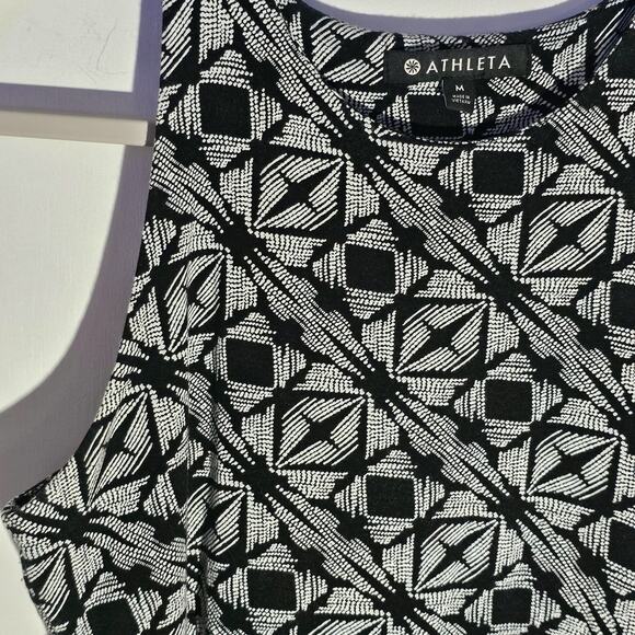 Athleta Santorini High Neck Printed Dress Size M Athleisure Camping Outdoors - Picture 3 of 7